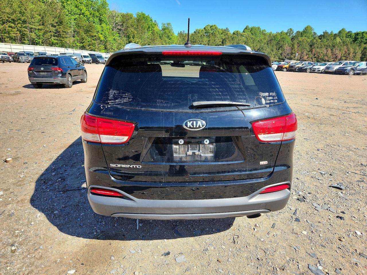 2017 KIA SORENTO L, LX