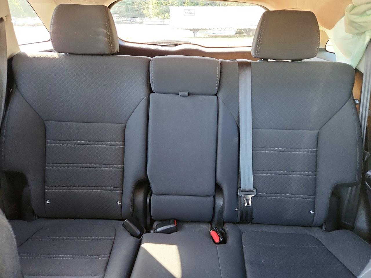 2017 KIA SORENTO L, LX