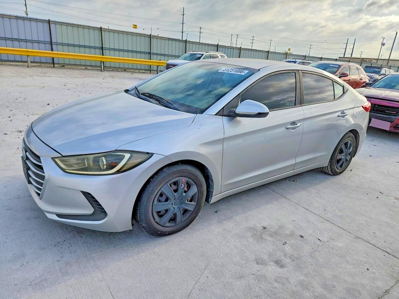 2017 HYUNDAI ELANTRA SE Base