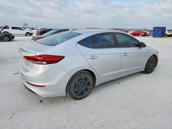 2017 HYUNDAI ELANTRA SE Base