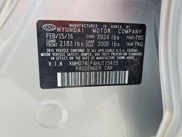 2017 HYUNDAI ELANTRA SE Base