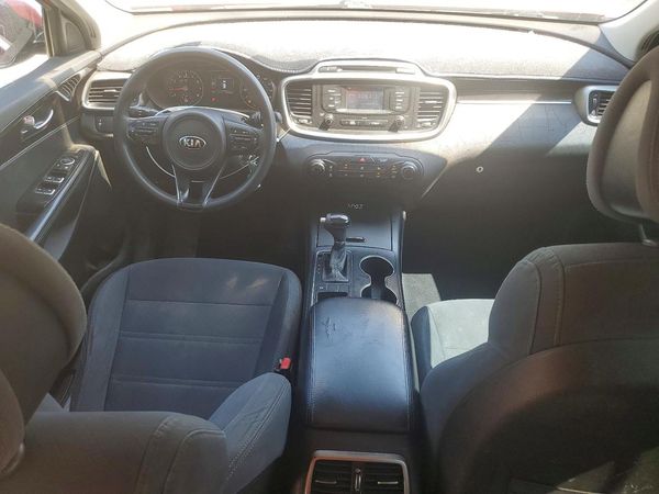 2016 KIA SORENTO L / LX