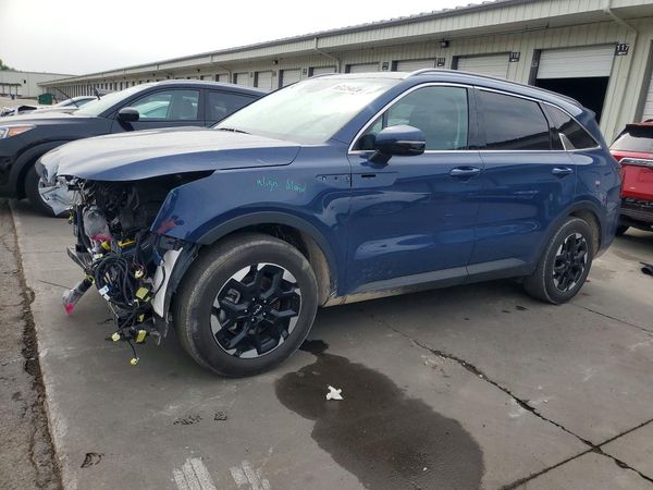 2025 KIA SORENTO