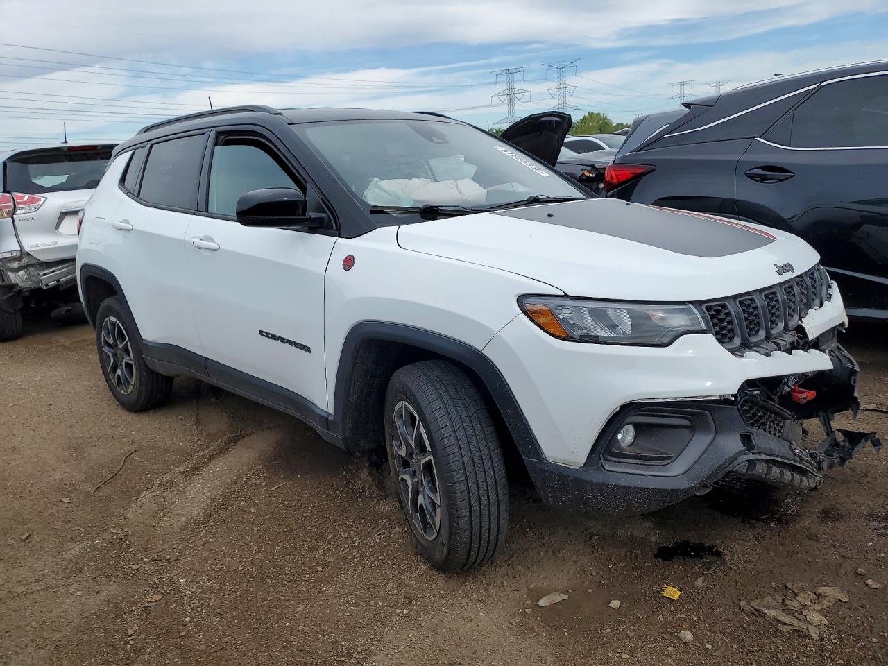 2025 JEEP COMPASS Trailhawk