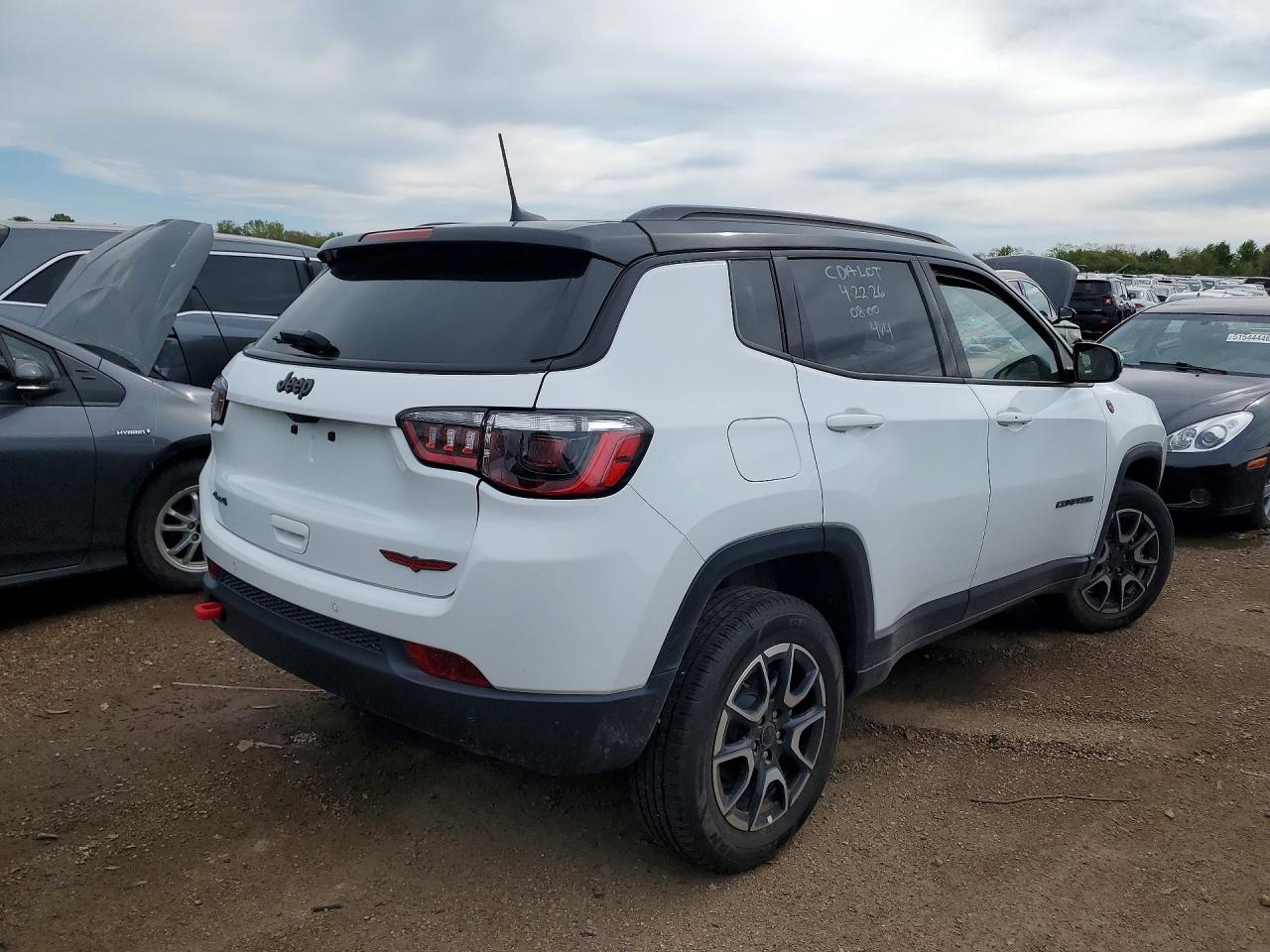 2025 JEEP COMPASS Trailhawk