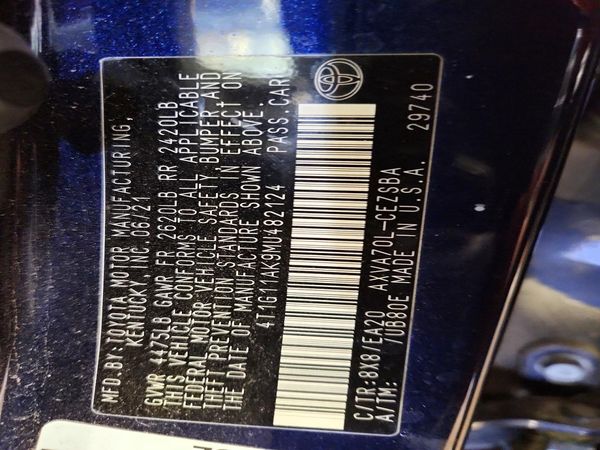 2021 TOYOTA CAMRY SE