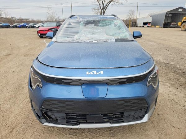 2025 KIA NIRO