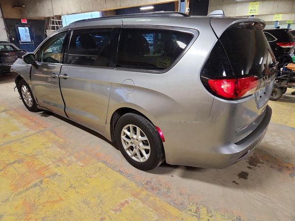 2020 CHRYSLER VOYAGER LXI
