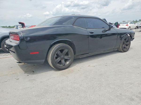 2013 DODGE CHALLENGER Base