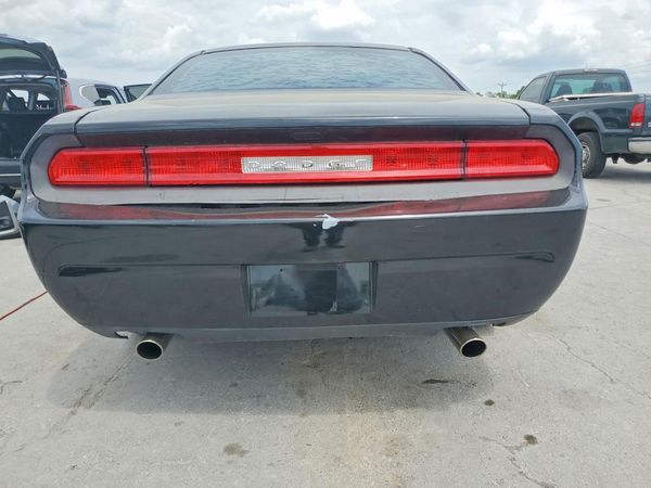 2013 DODGE CHALLENGER Base