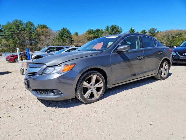 2013 ACURA ILX 20 PREMIUM — Front 3/4