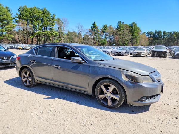 2013 ACURA ILX 20 PREMIUM — Passenger 3/4