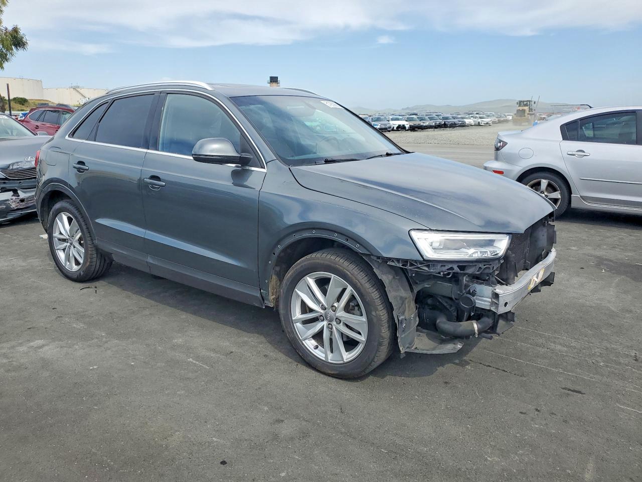 2018 AUDI Q3