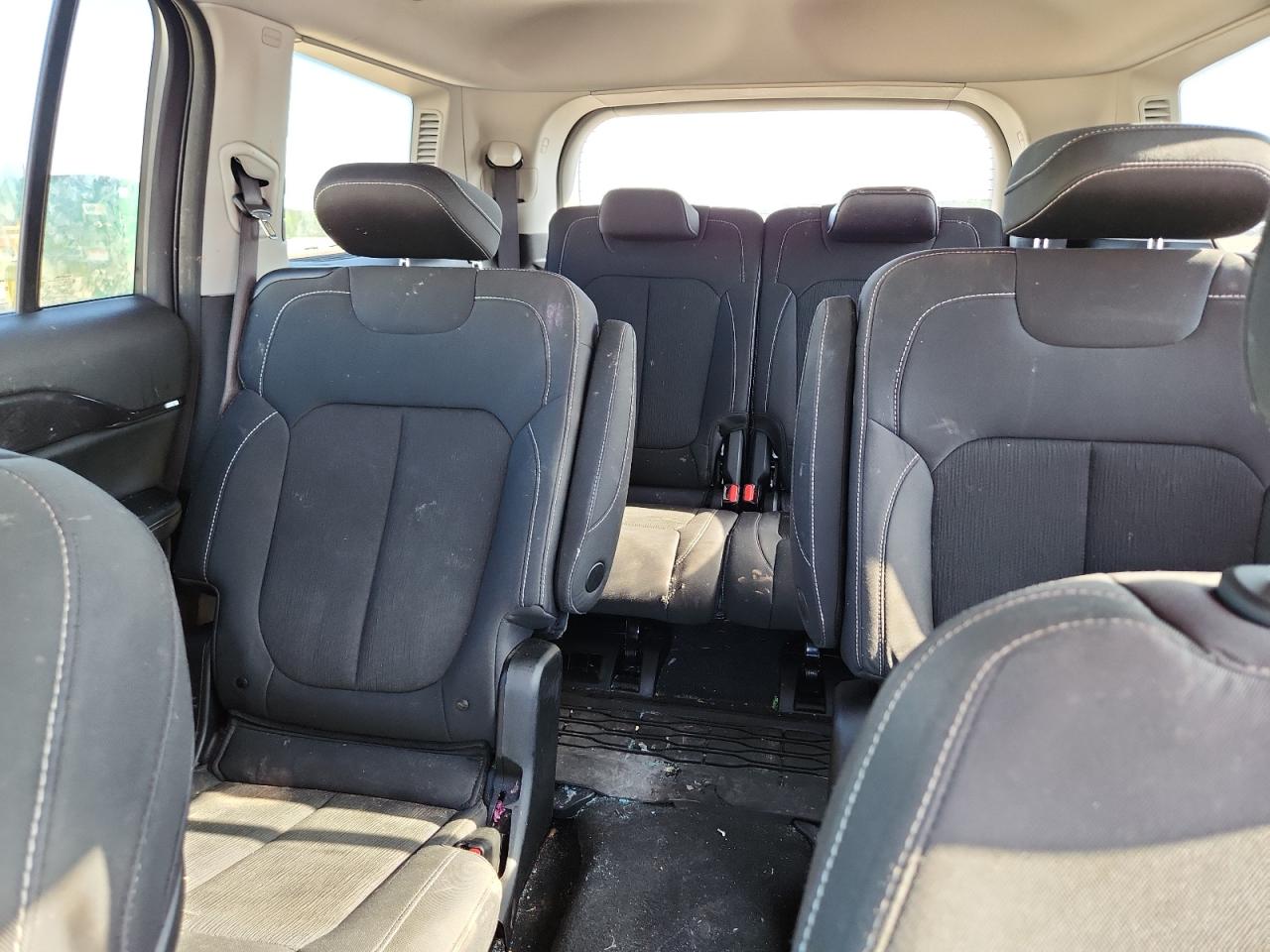 2023 JEEP GRAND CHEROKEE L LAREDO 4X4
