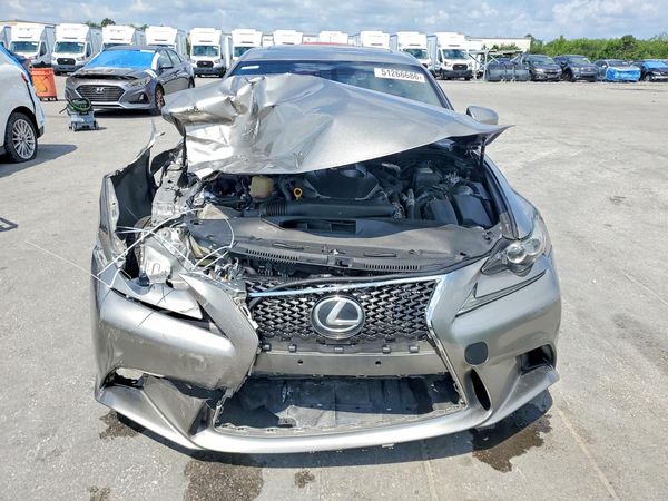2016 LEXUS IS