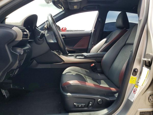 2016 LEXUS IS
