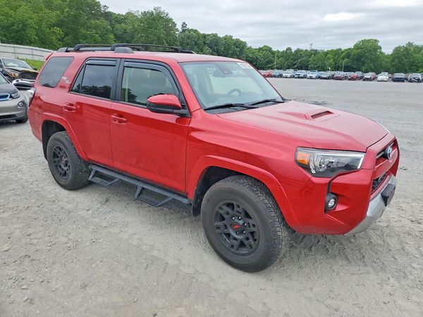 2024 TOYOTA 4RUNNER