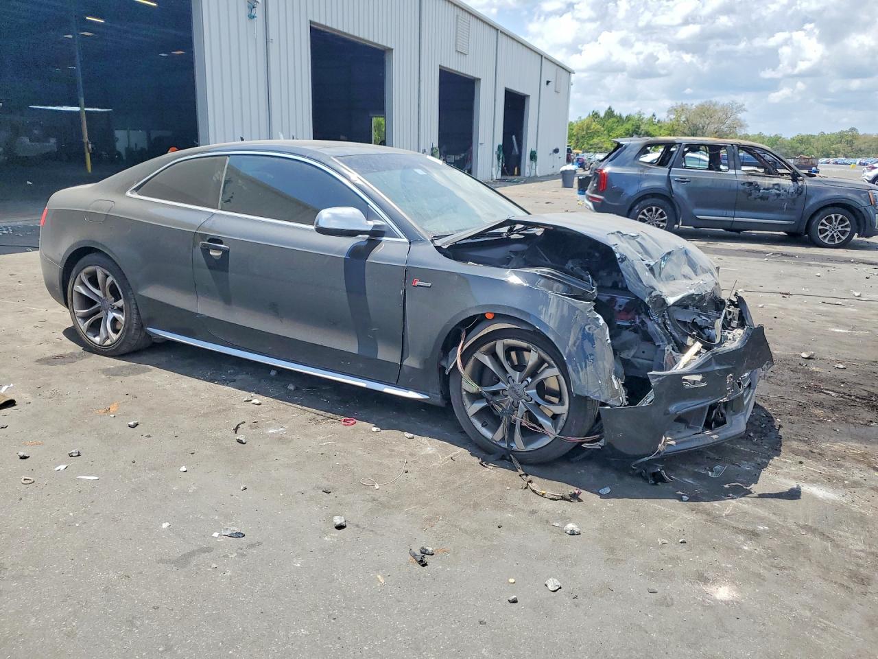 2017 AUDI S5