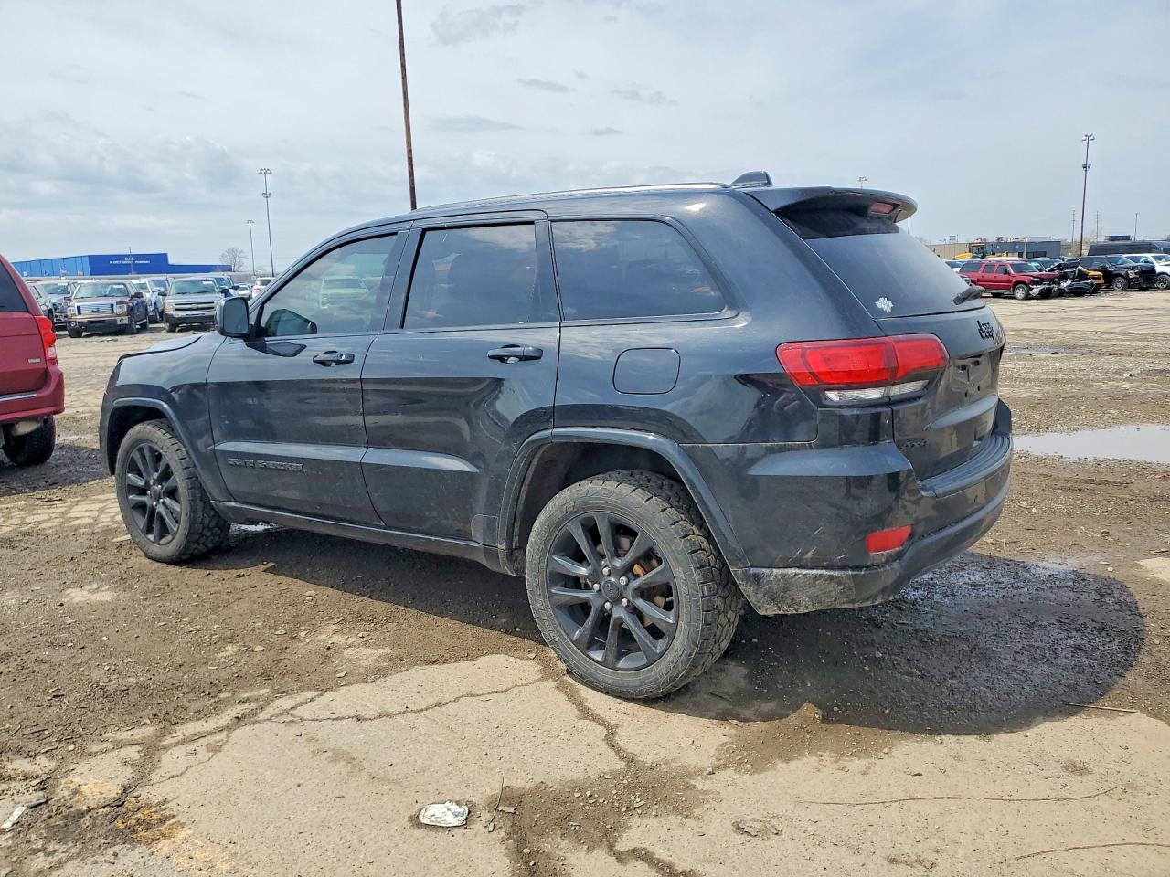2018 JEEP GRAND CHEROKEE LAREDO 4X4