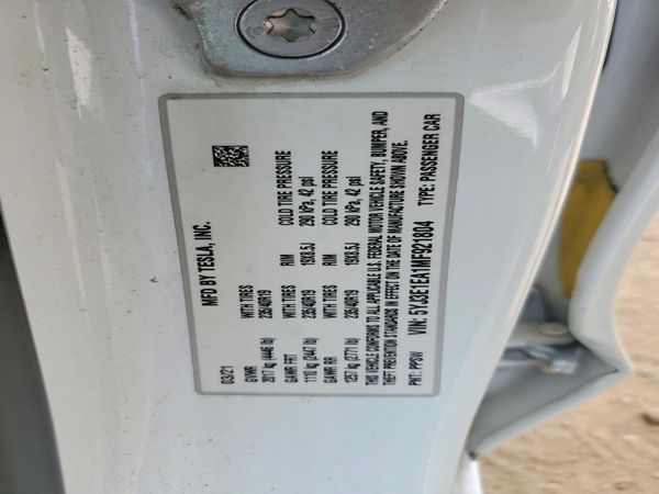 2021 TESLA MODEL 3