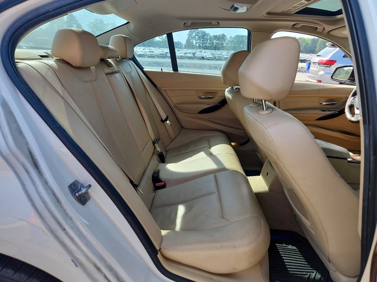 2015 BMW 328