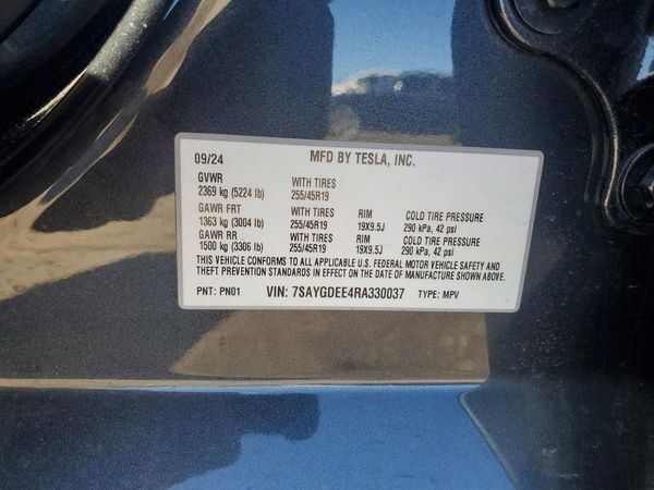2024 TESLA MODEL Y