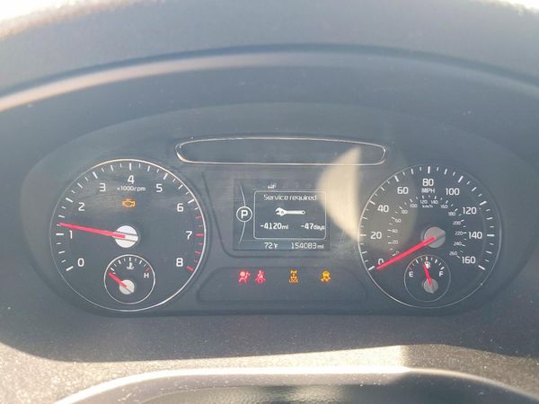 2018 KIA SORENTO L, LX