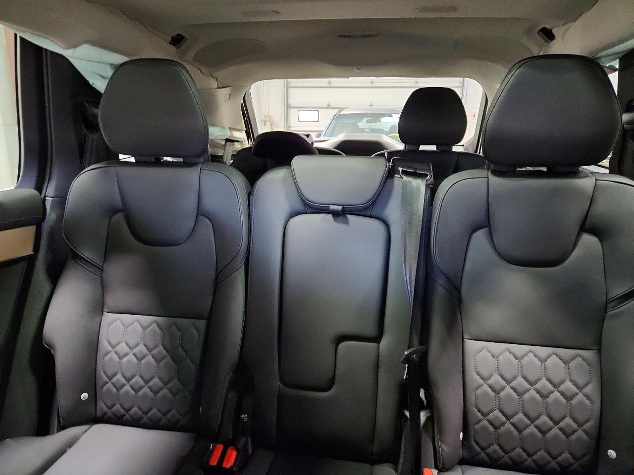 2026 VOLVO XC90 Plus Bright