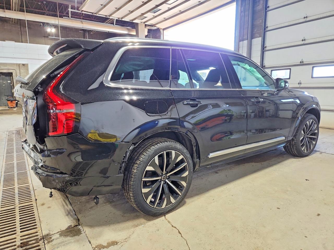 2026 VOLVO XC90 Plus Bright