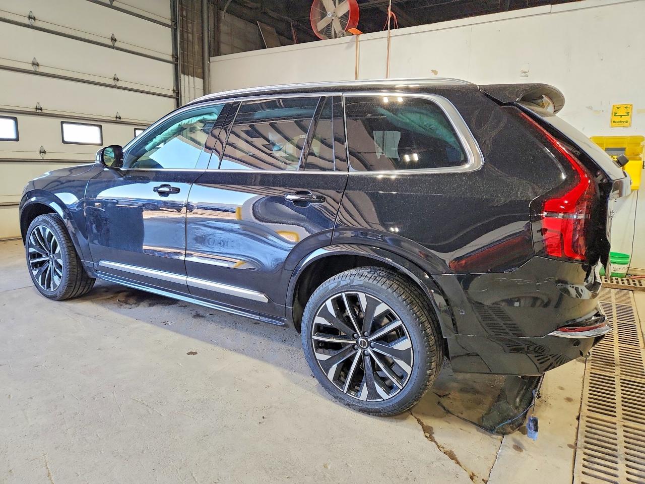 2026 VOLVO XC90 Plus Bright