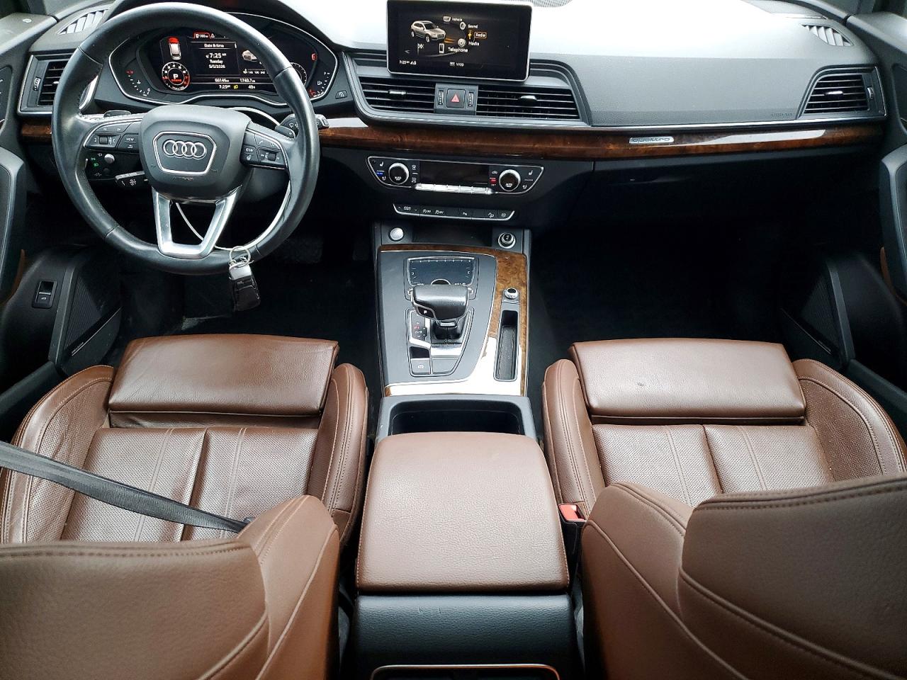 2018 AUDI Q5 quattro Prestige