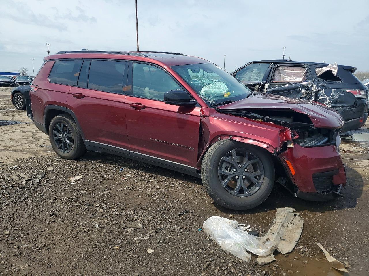 2024 JEEP GRAND CHEROKEE L LAREDO 4X4