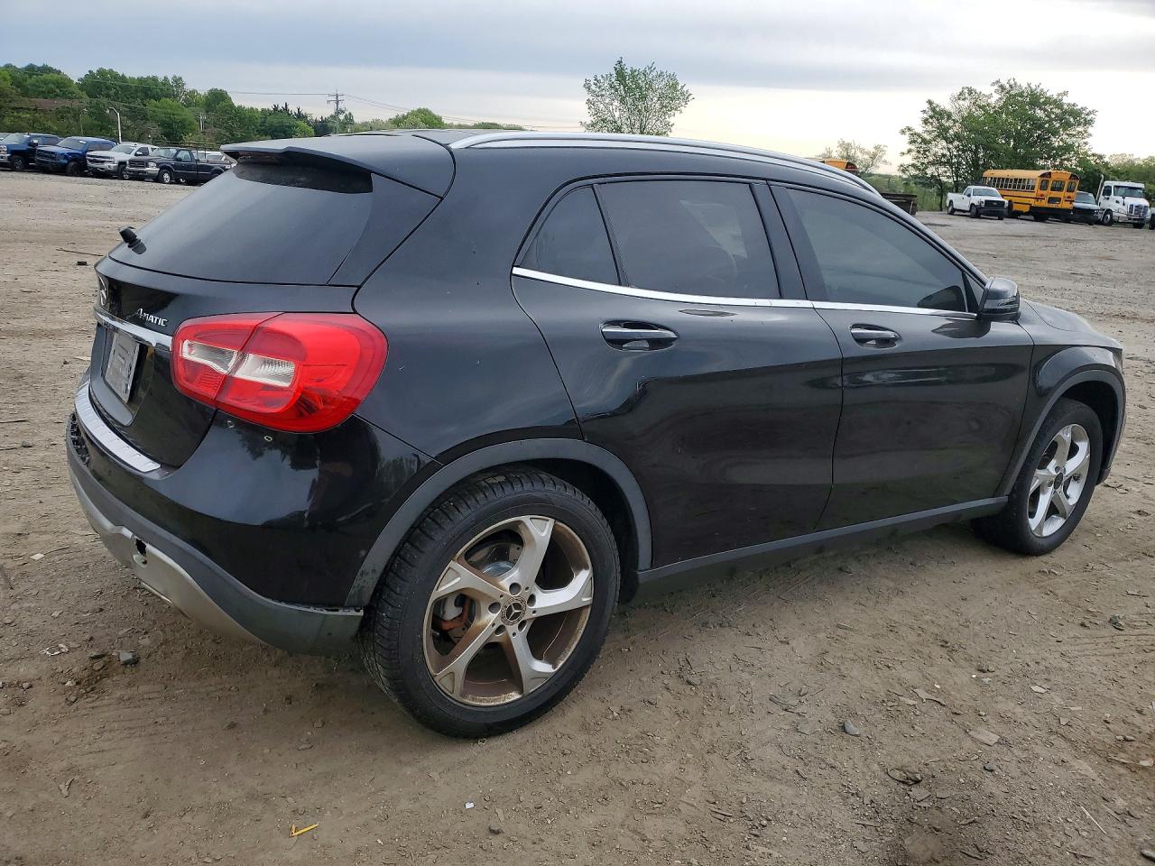 2018 MERCEDES-BENZ GLA GLA250-4M