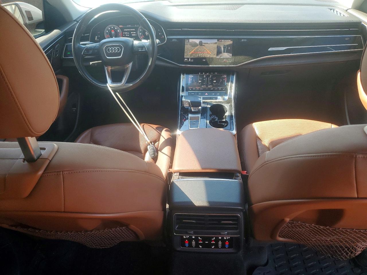 2020 AUDI Q8