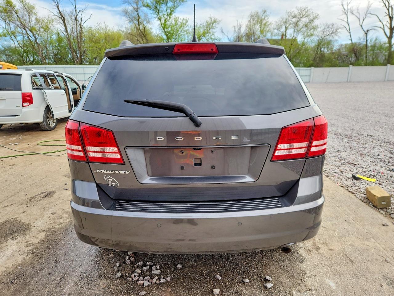 2020 DODGE JOURNEY SE