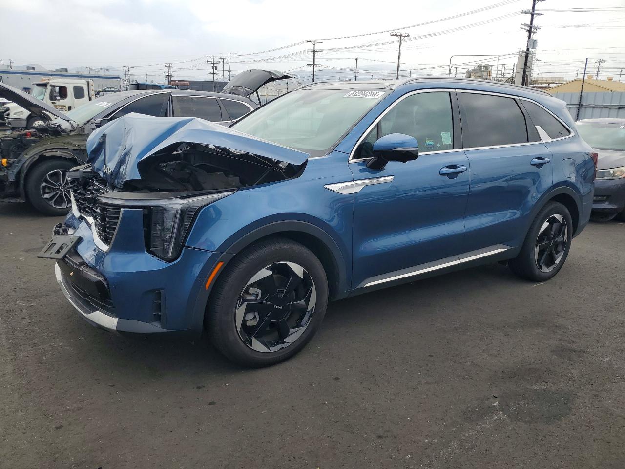 2025 KIA SORENTO
