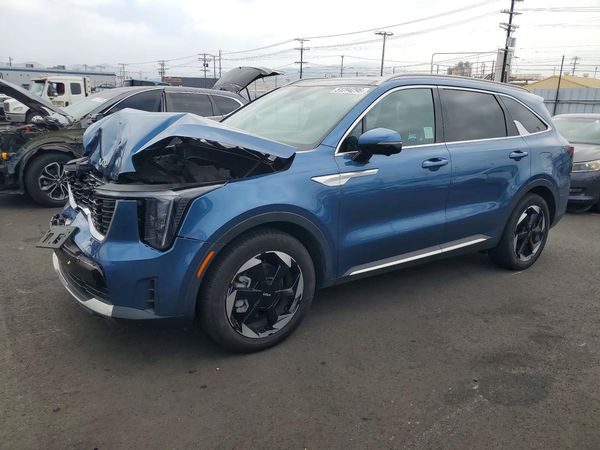 2025 KIA SORENTO
