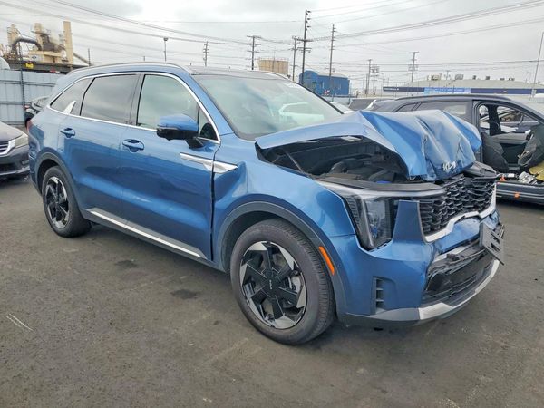2025 KIA SORENTO