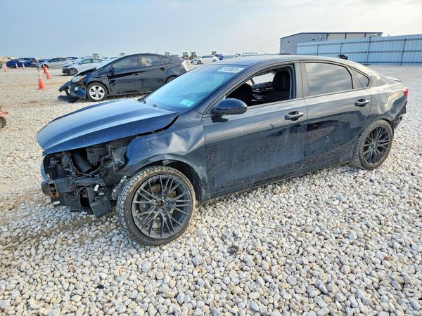 2022 KIA FORTE FE, LXS
