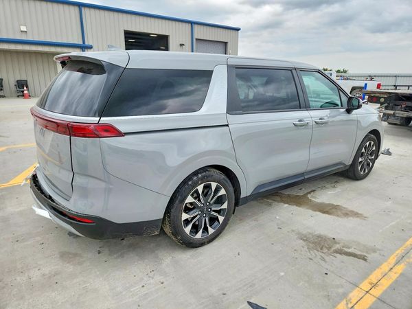 2024 KIA CARNIVAL EX