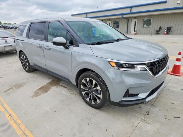 2024 KIA CARNIVAL EX