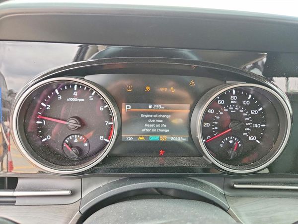 2024 KIA CARNIVAL EX