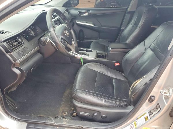 2014 TOYOTA CAMRY — DENT