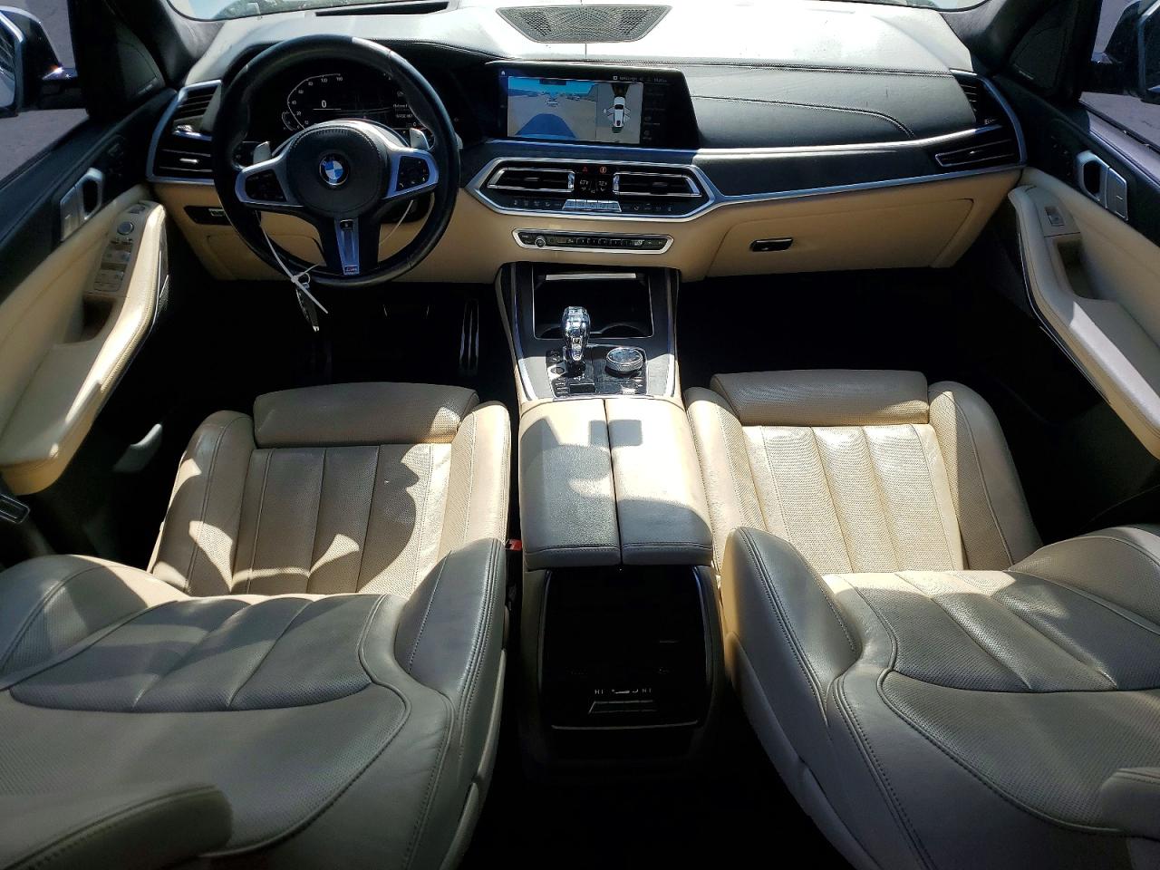 2021 BMW X7