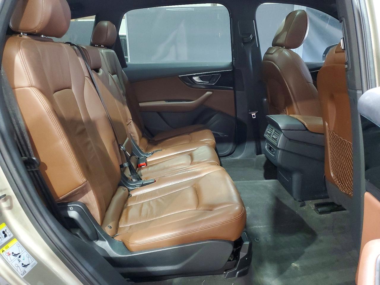 2017 AUDI Q7 quattro Premium Plus