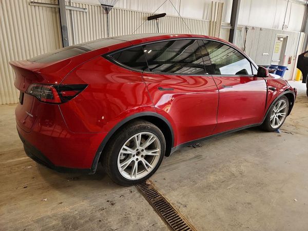 2020 TESLA MODEL Y