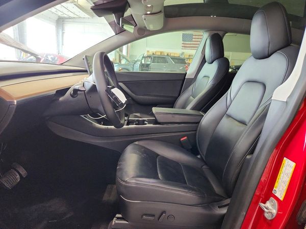2020 TESLA MODEL Y