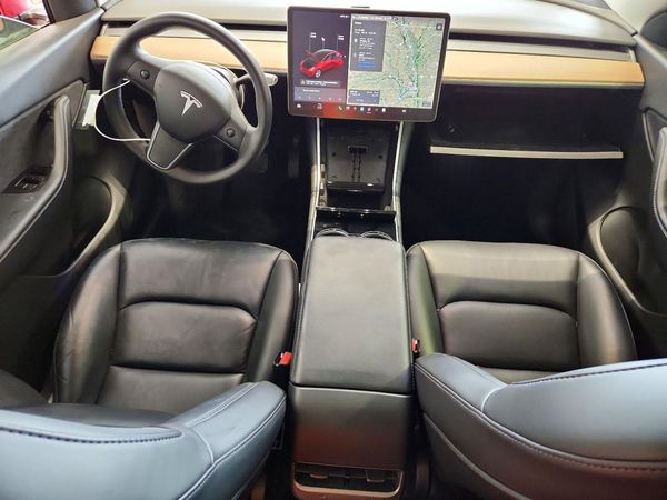 2020 TESLA MODEL Y