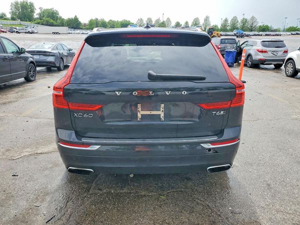 2018 VOLVO XC60 Inscription