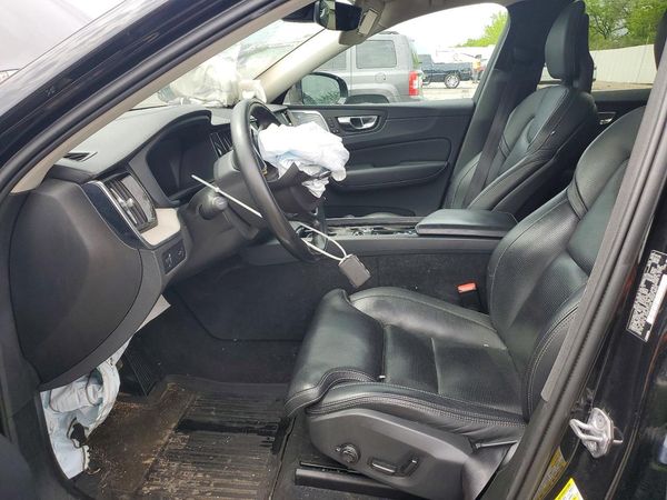2018 VOLVO XC60 Inscription